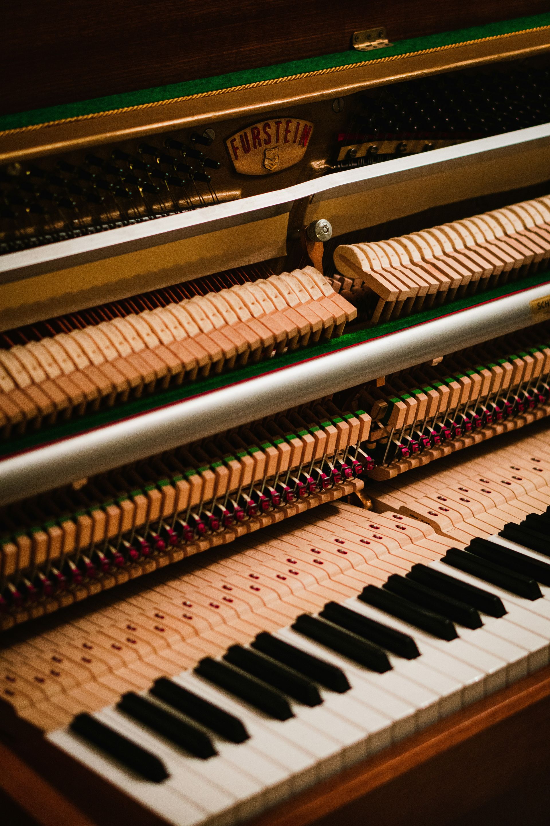 black and white piano keys